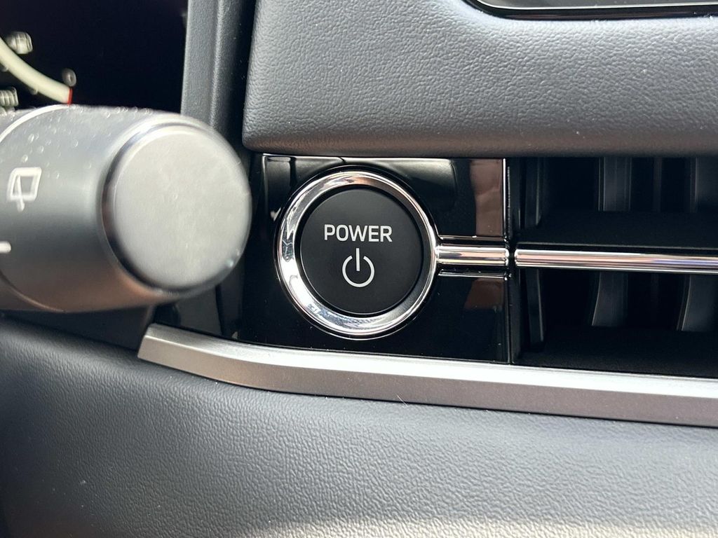 New 2026 Mitsubishi Outlander PHEV SUV