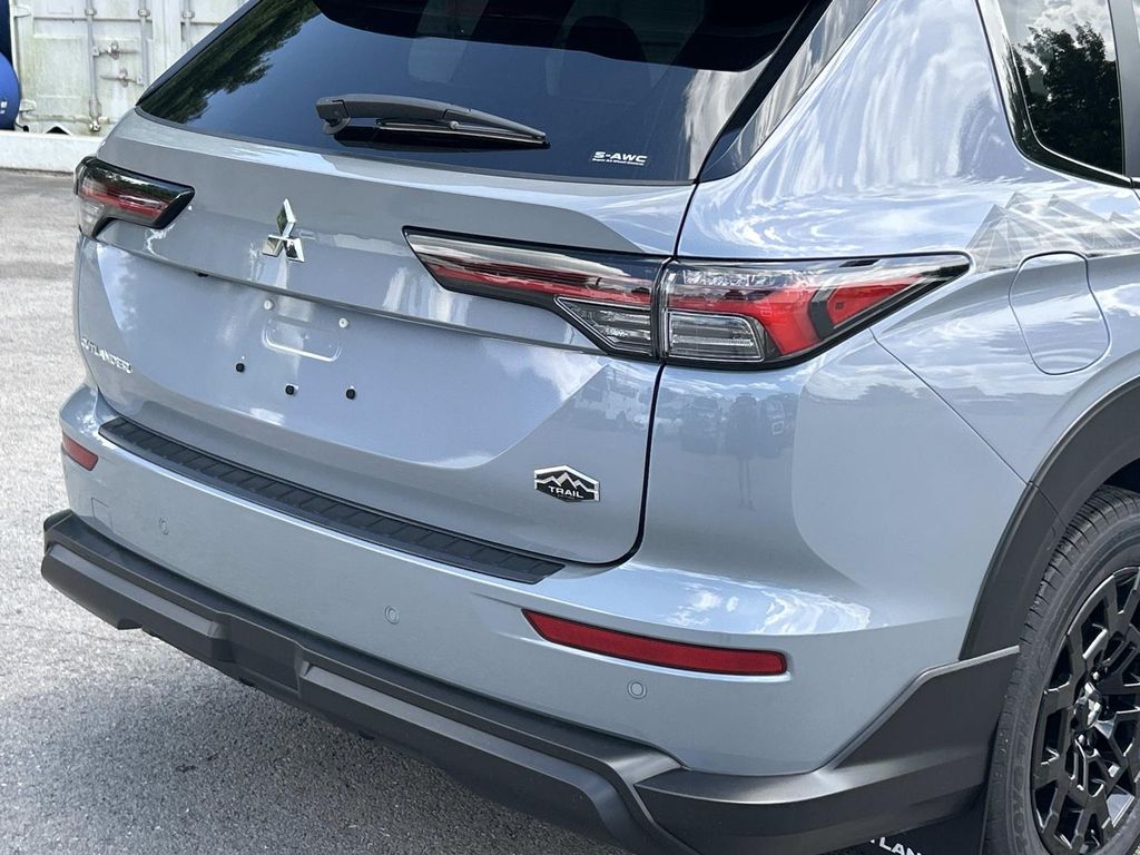 New 2026 Mitsubishi Outlander SUV