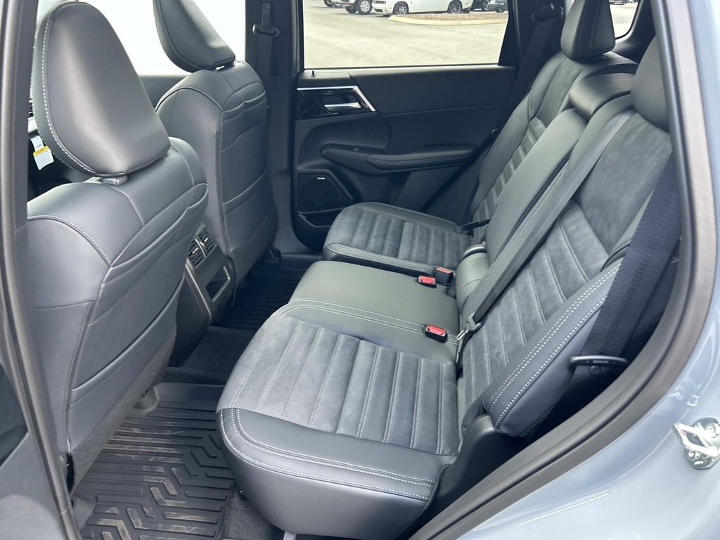 New 2026 Mitsubishi Outlander SUV