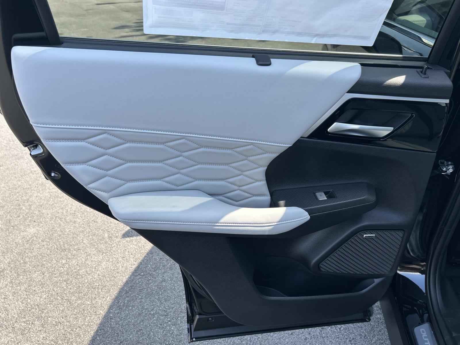 New 2026 Mitsubishi Outlander SUV
