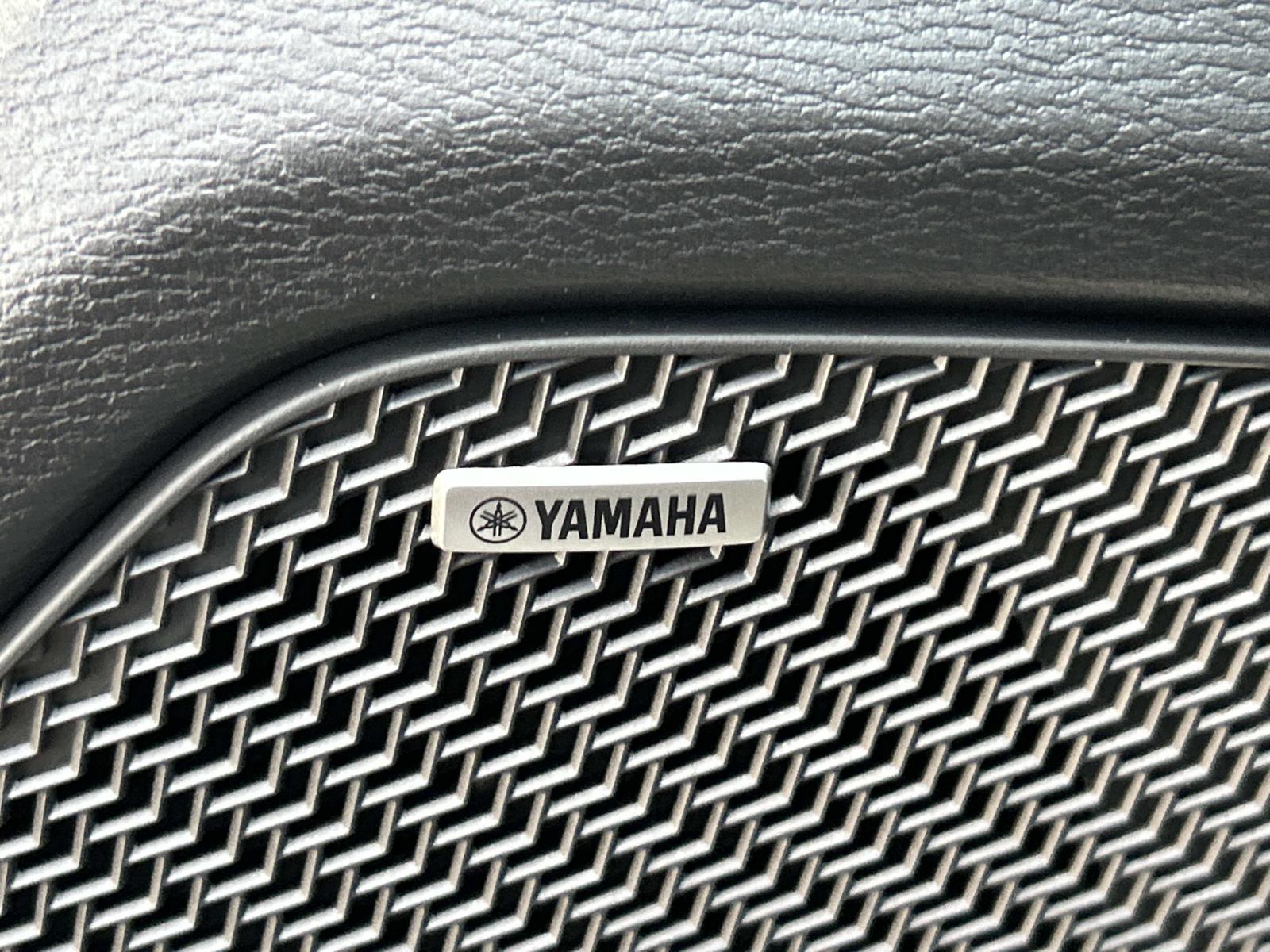 Vehicle photo 22