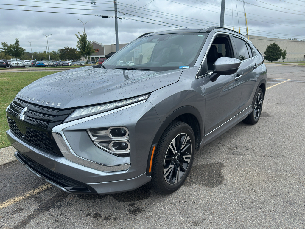 2024 Mitsubishi Eclipse Cross SEL photo 4