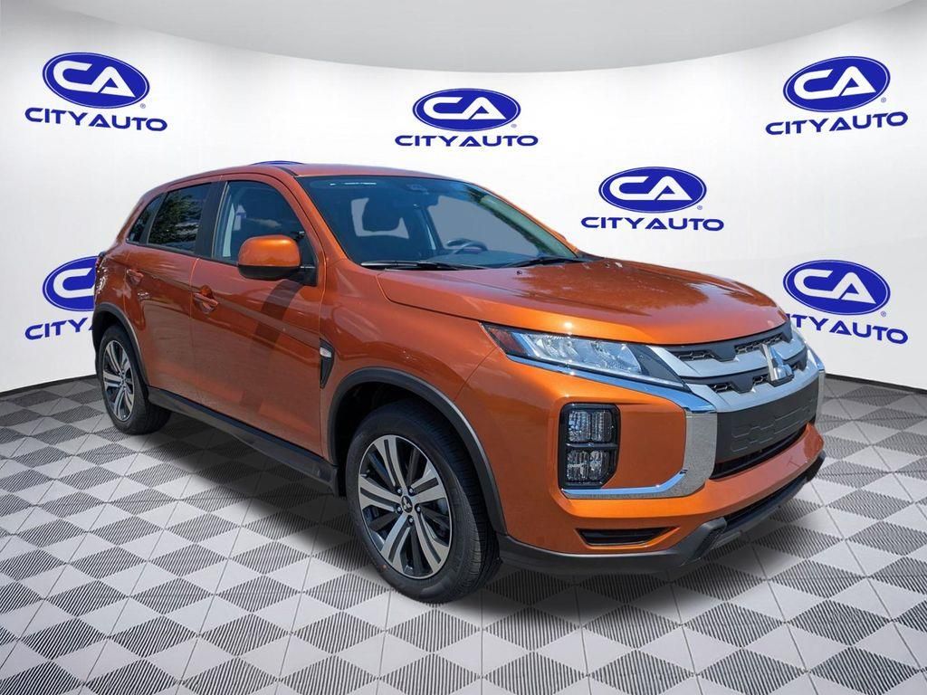 2025 Mitsubishi Outlander Sport ES photo 2