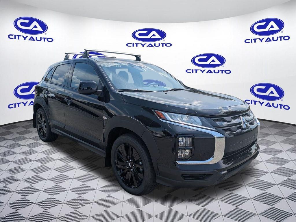 2025 Mitsubishi Outlander Sport SE photo 2