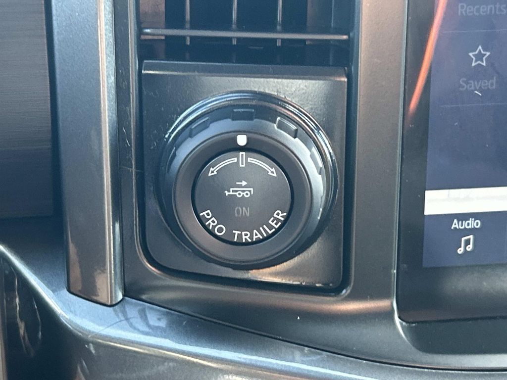 2023 Ford F-150 XLT photo 25