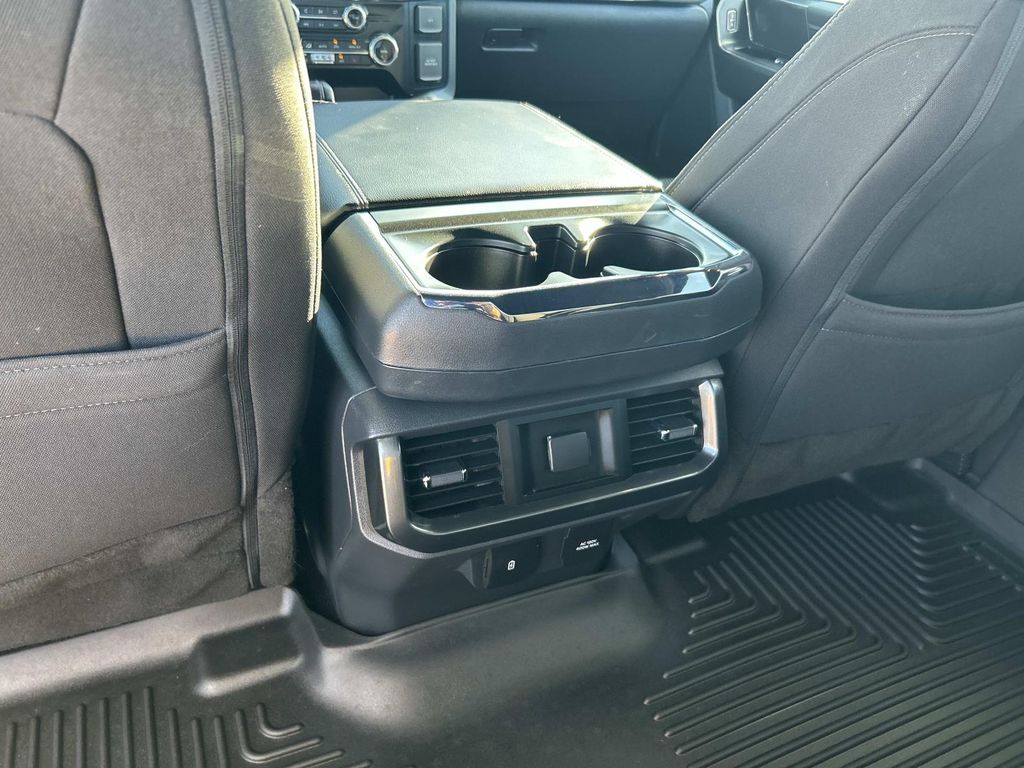 2023 Ford F-150 XLT photo 18