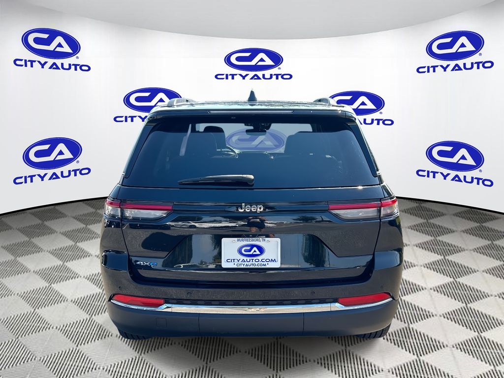 2023 Jeep Cherokee 4xe photo 4