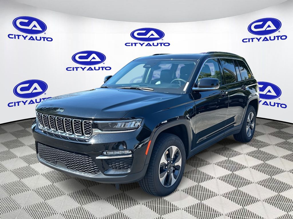 2023 Jeep Cherokee 4xe photo 7