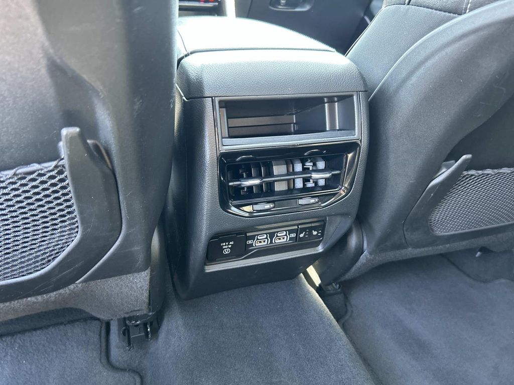 2023 Jeep Cherokee 4xe photo 18