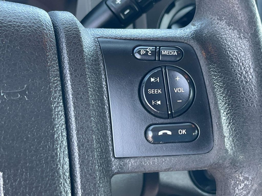 2016 Ford F-350 XL photo 27