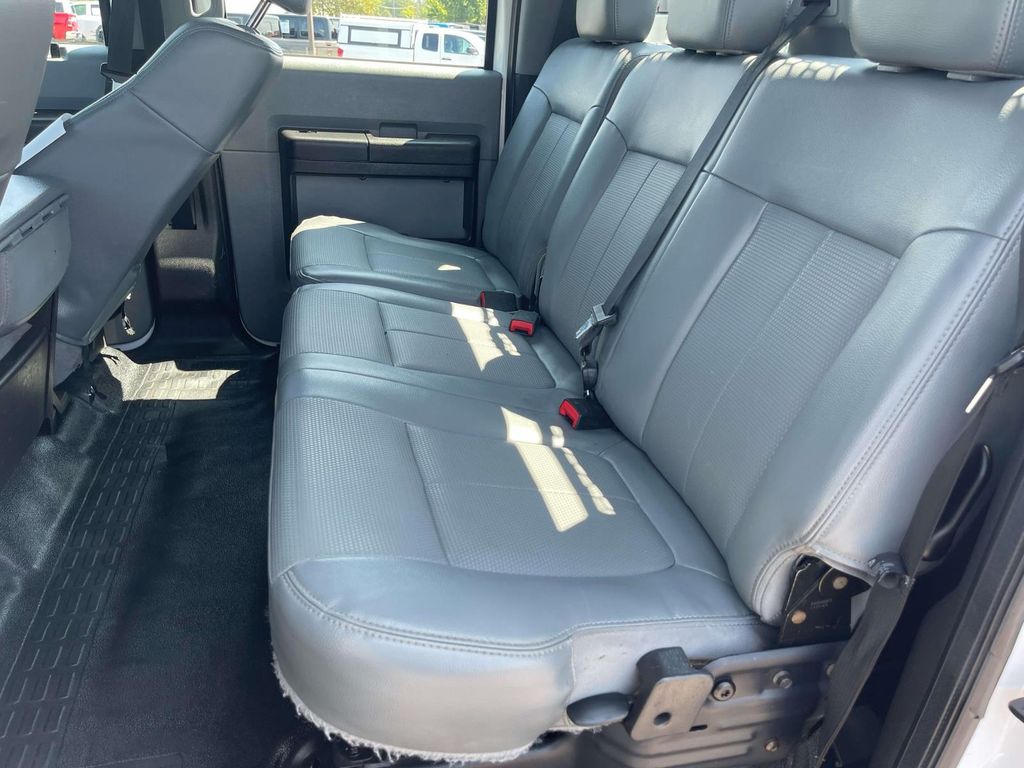 2016 Ford F-350 XL photo 19