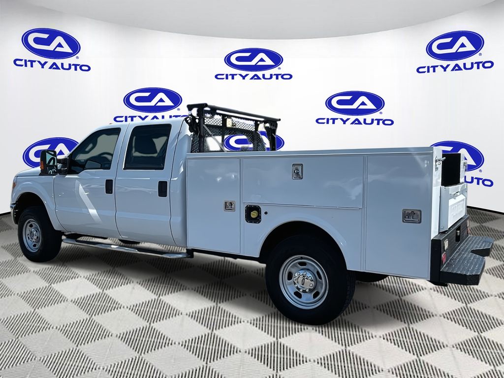 2016 Ford F-350 XL photo 4