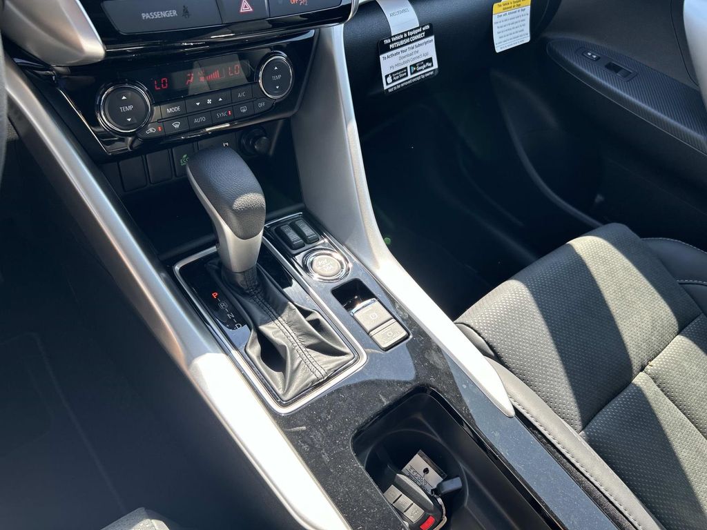 2026 Mitsubishi Eclipse Cross SE photo 25