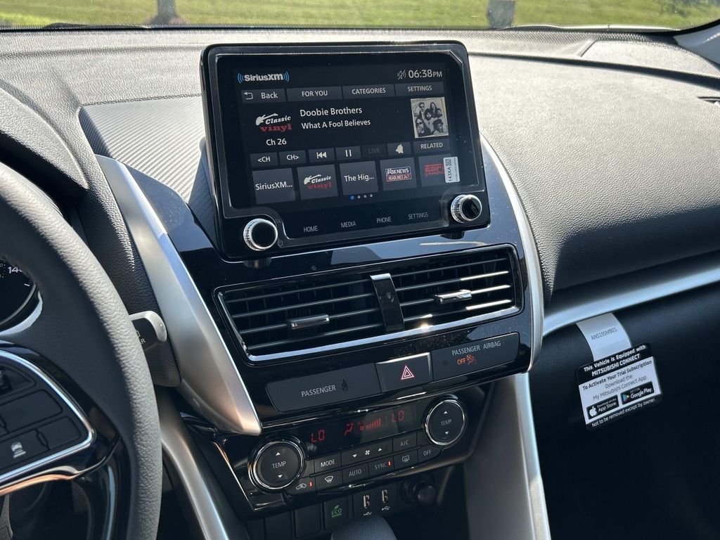 2026 Mitsubishi Eclipse Cross SE photo 23