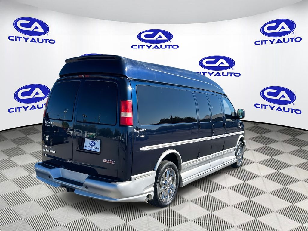 2011 Gmc Savana 2500 photo 3