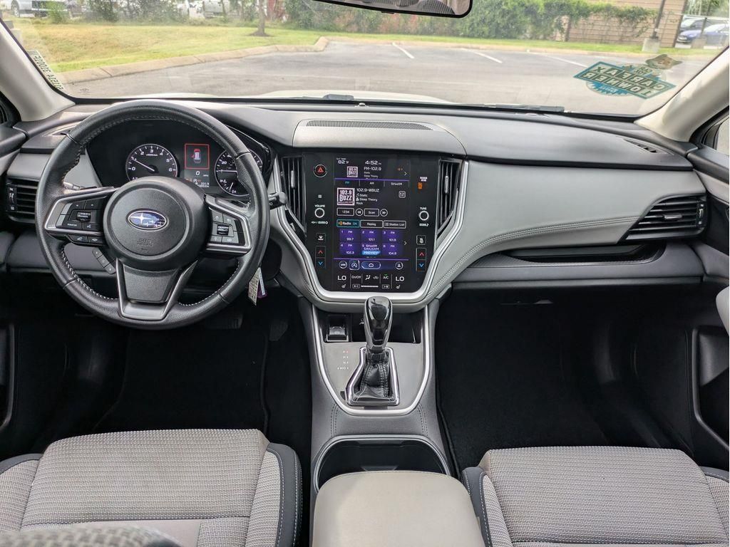 2021 Subaru Outback Premium photo 25