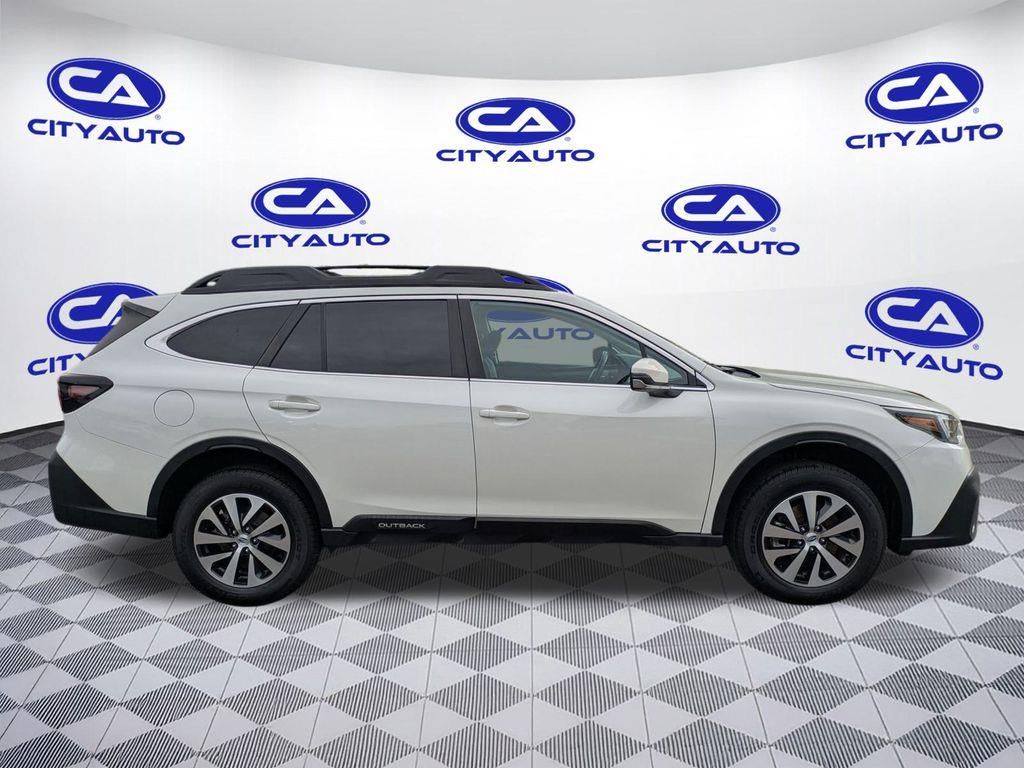 2021 Subaru Outback Premium photo 9