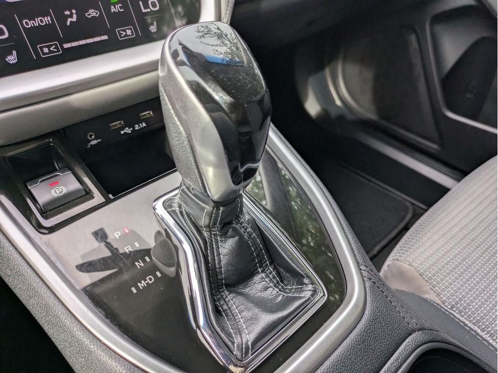 2021 Subaru Outback Premium photo 24
