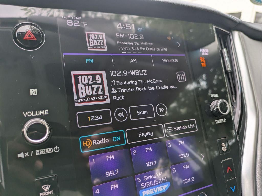 2021 Subaru Outback Premium photo 22