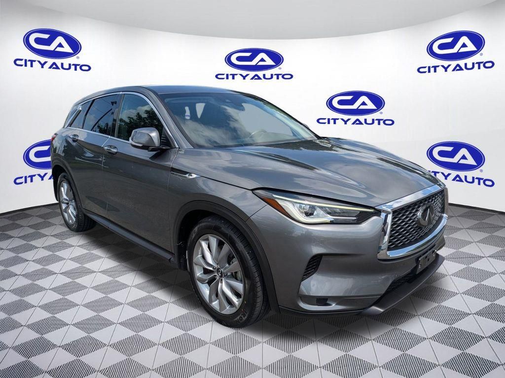 2022 Infiniti QX50 PURE photo 2