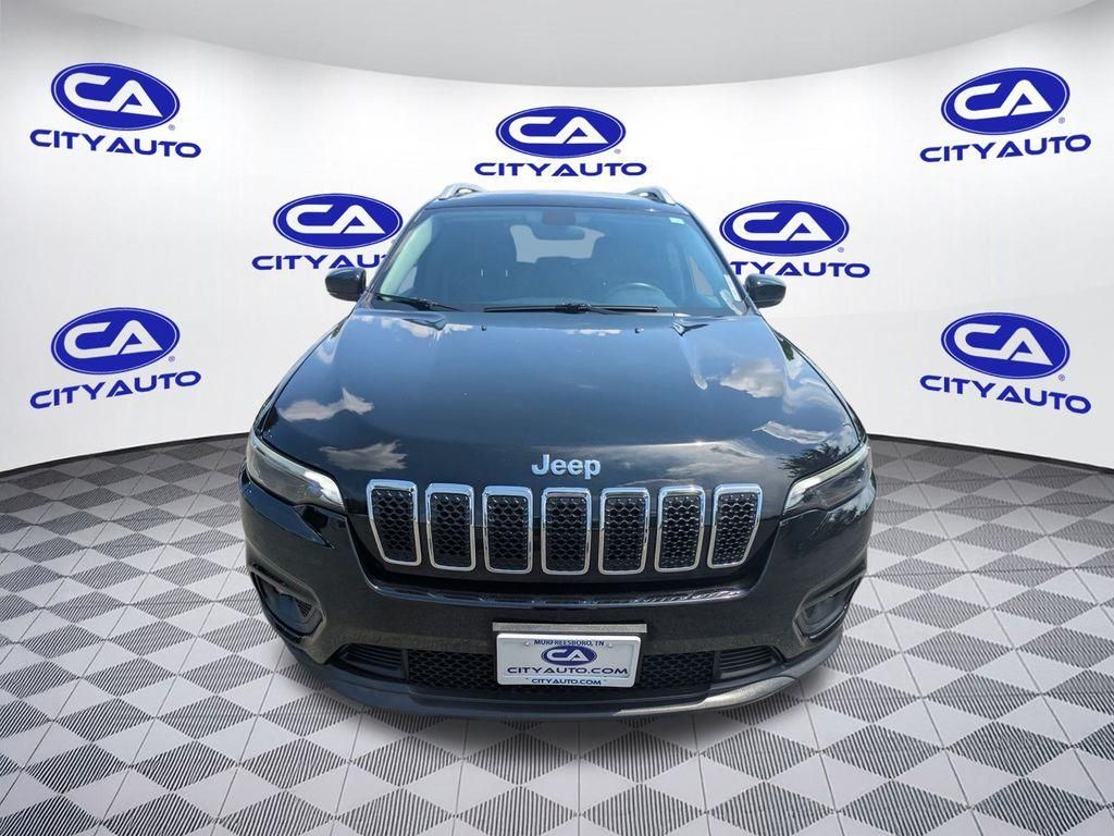 2019 Jeep Cherokee Latitude photo 3