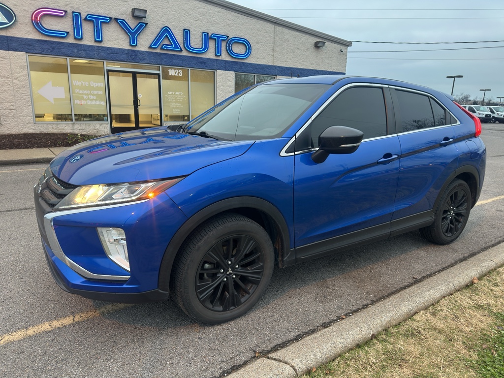 2020 Mitsubishi Eclipse Cross LE's photo