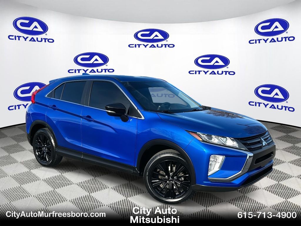 2020 Mitsubishi Eclipse Cross LE's photo