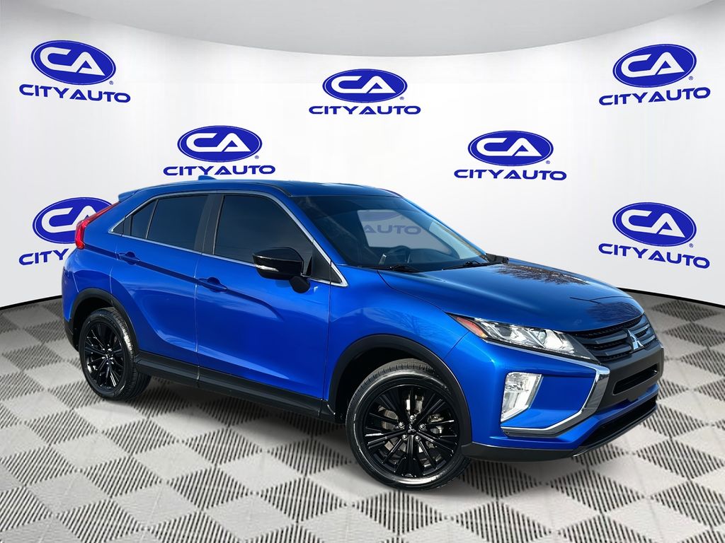 2020 Mitsubishi Eclipse Cross LE's photo