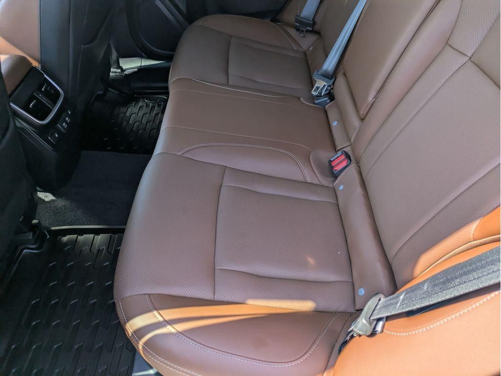 2021 Subaru Outback Touring photo 24