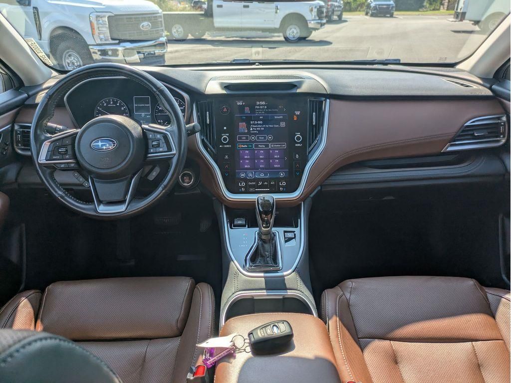 2021 Subaru Outback Touring photo 23