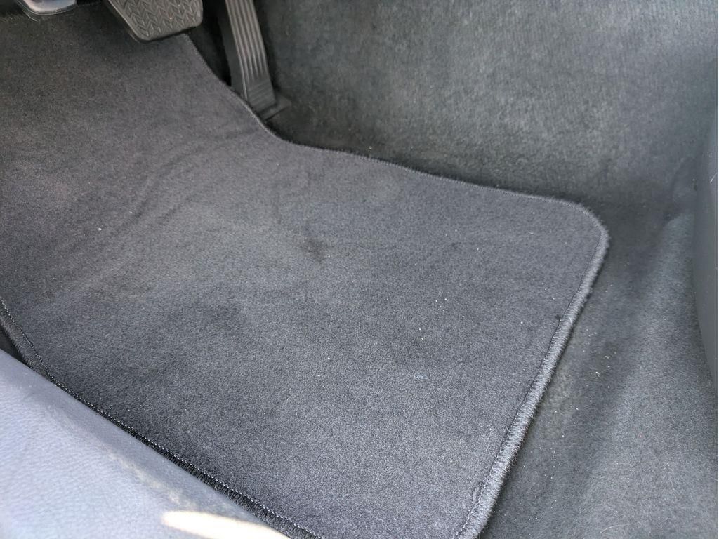 2023 Toyota Camry SE photo 15
