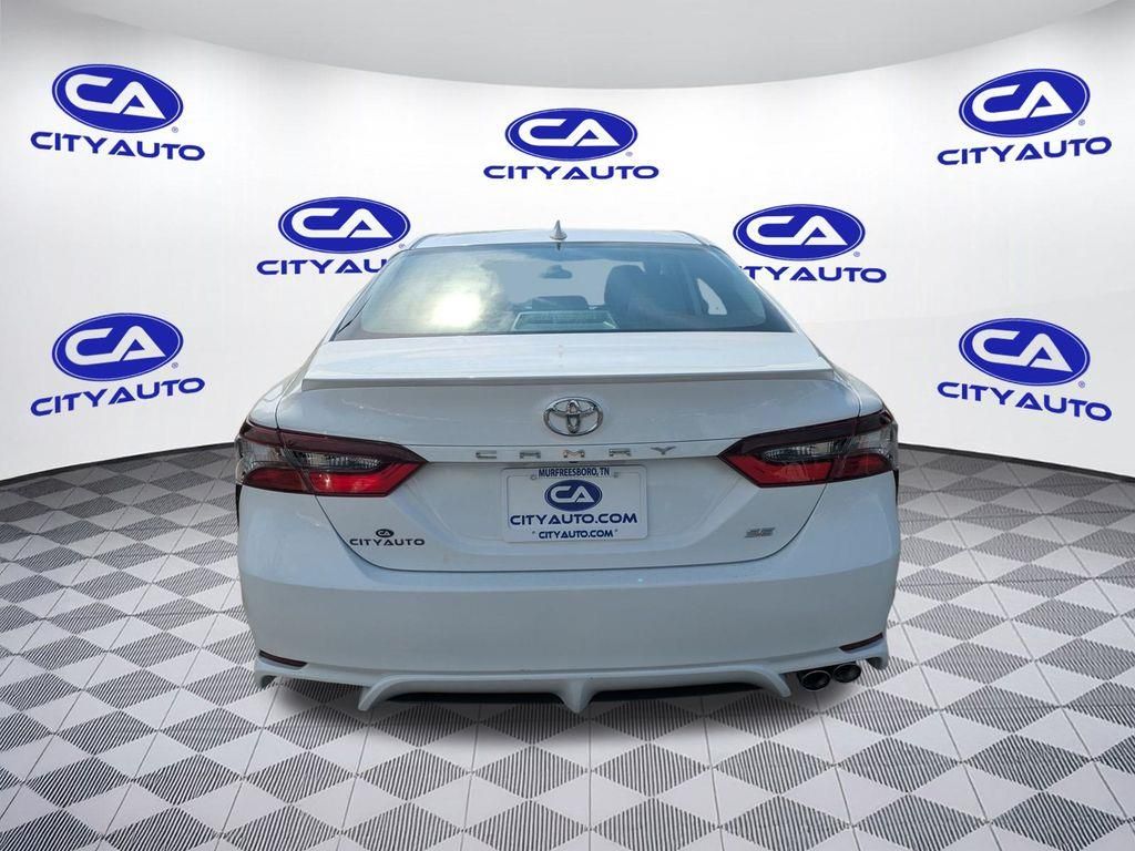 2023 Toyota Camry SE photo 7