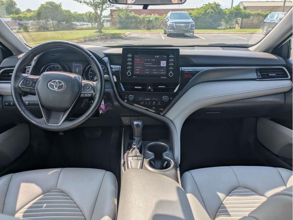 2023 Toyota Camry SE photo 26