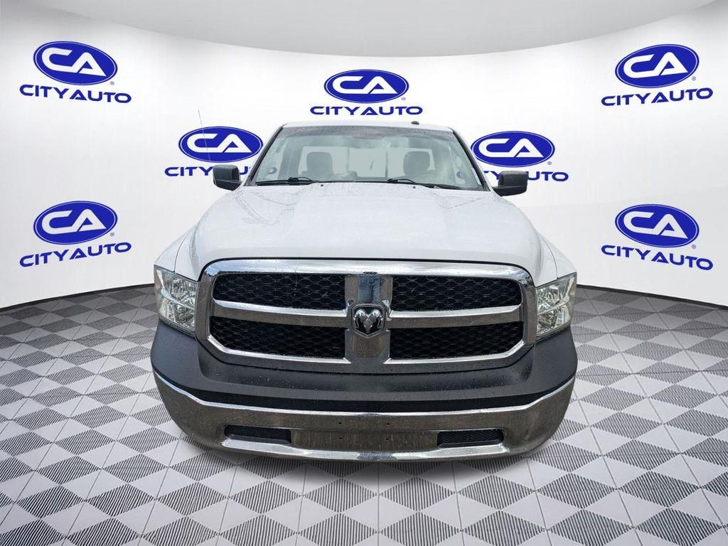 2016 Ram 1500 Tradesman photo 3