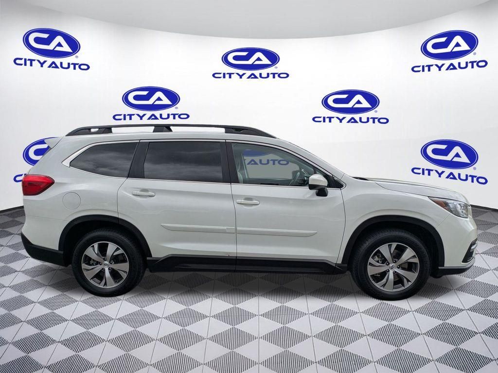 2022 Subaru Ascent Premium photo 7