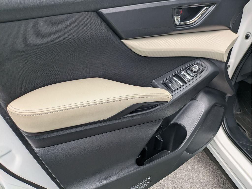 2022 Subaru Ascent Premium photo 9