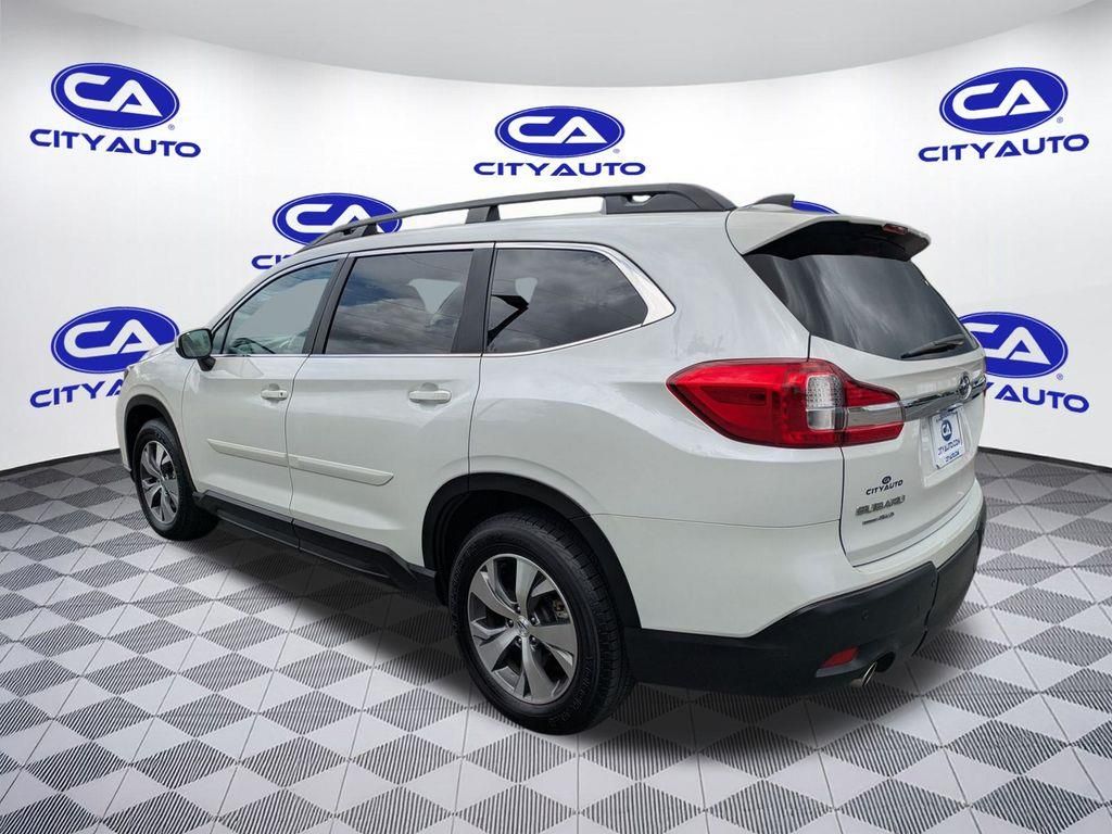 2022 Subaru Ascent Premium photo 4
