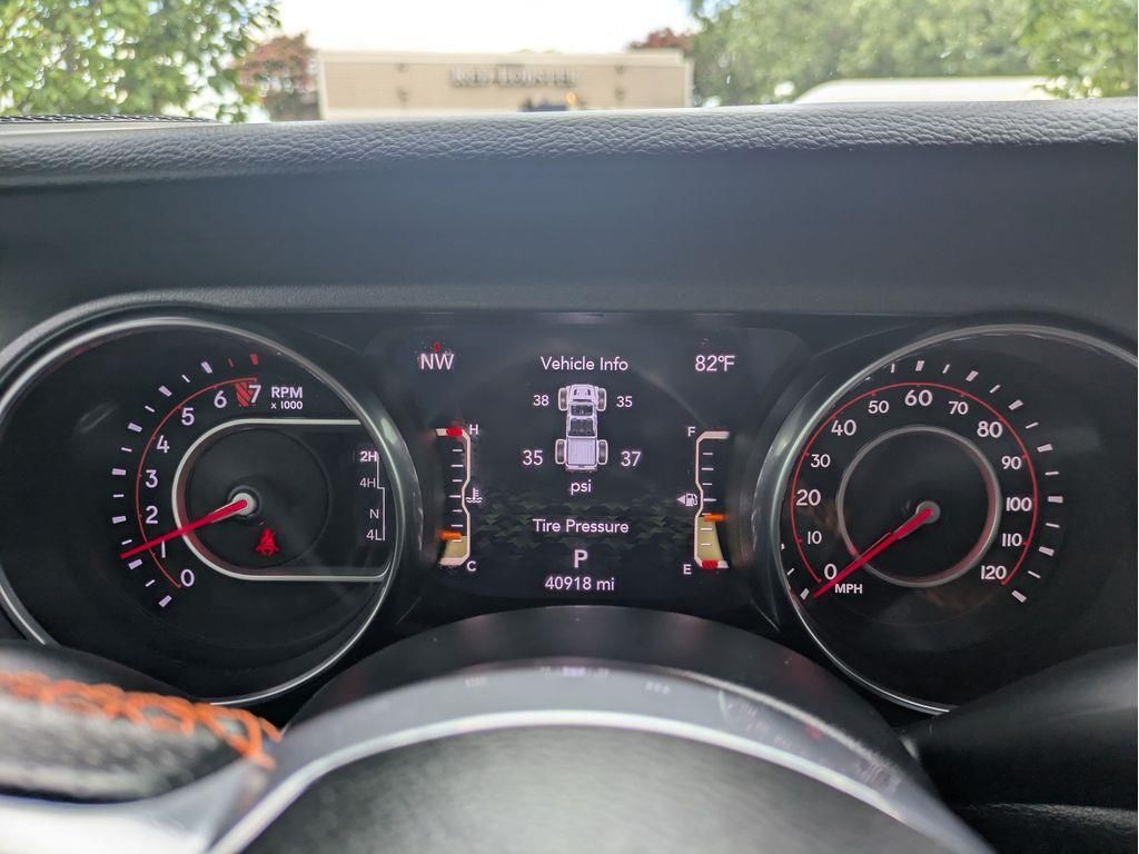 2022 Jeep Gladiator Mojave photo 16
