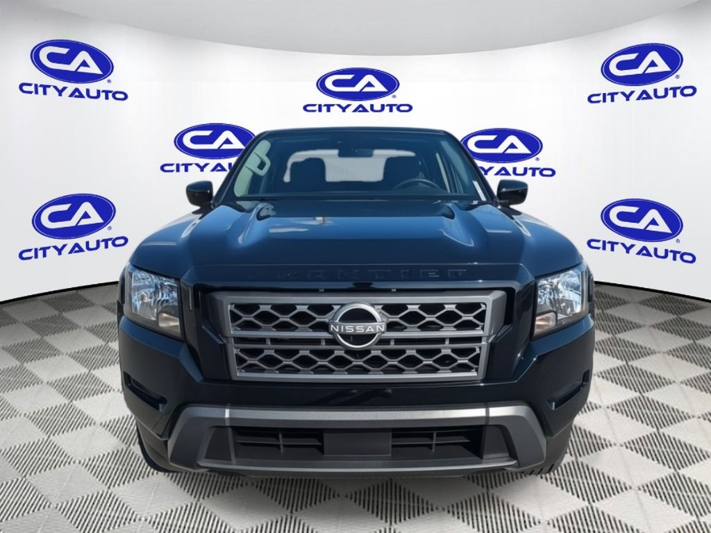 2024 Nissan Frontier SV Crew Cab photo 3