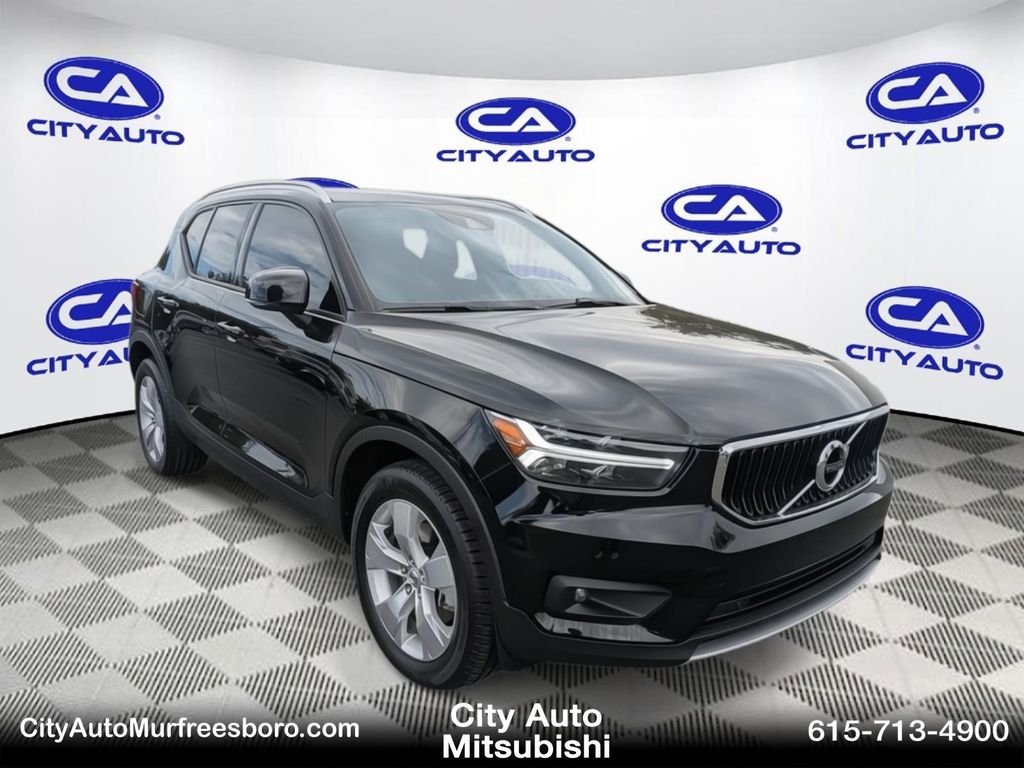 2021 Volvo XC40