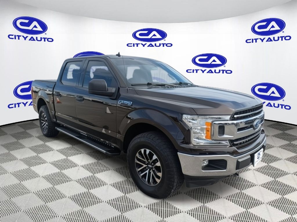 2020 Ford F-150 XLT photo 2