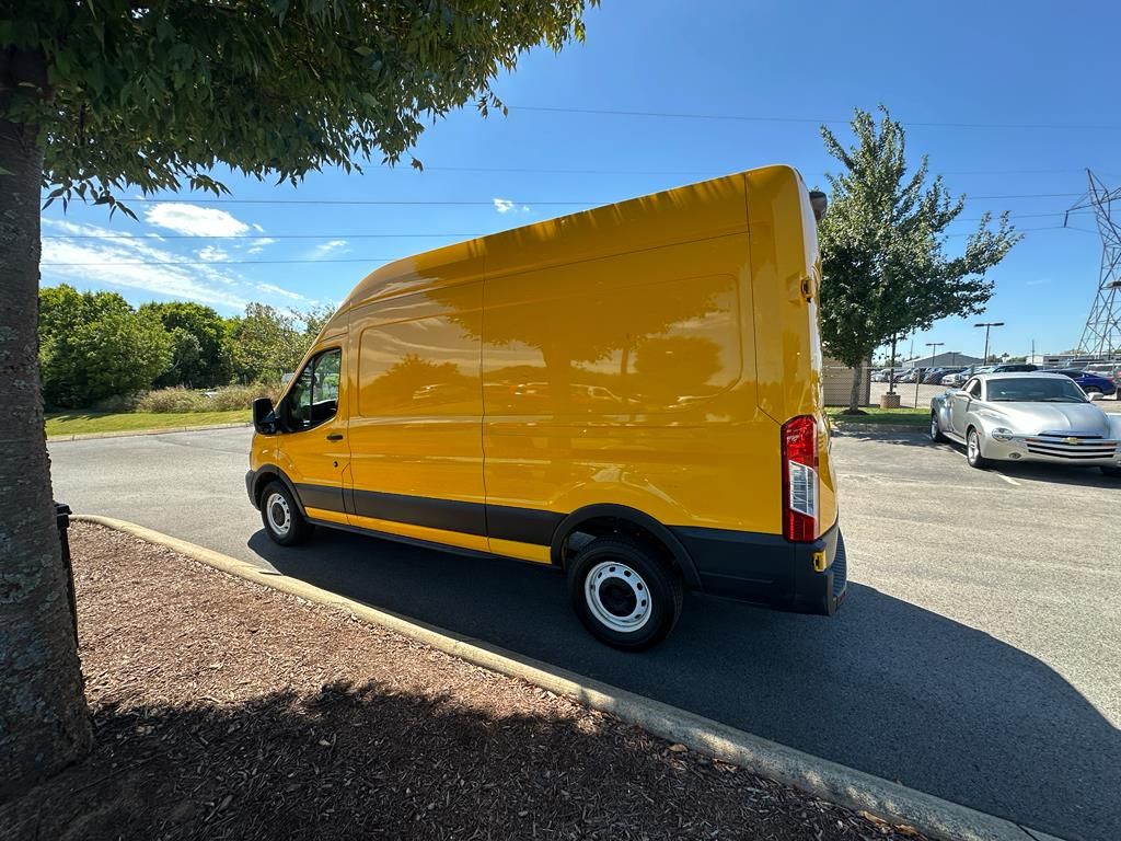 2021 Ford Transit Van photo 5