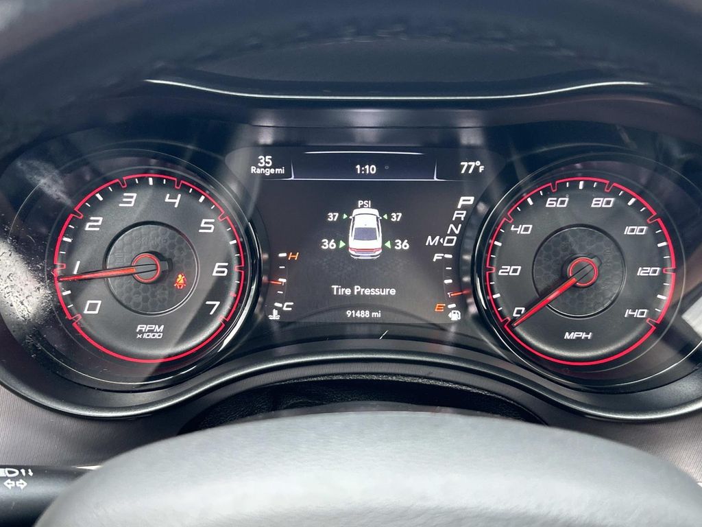 2021 Dodge Charger SXT photo 24