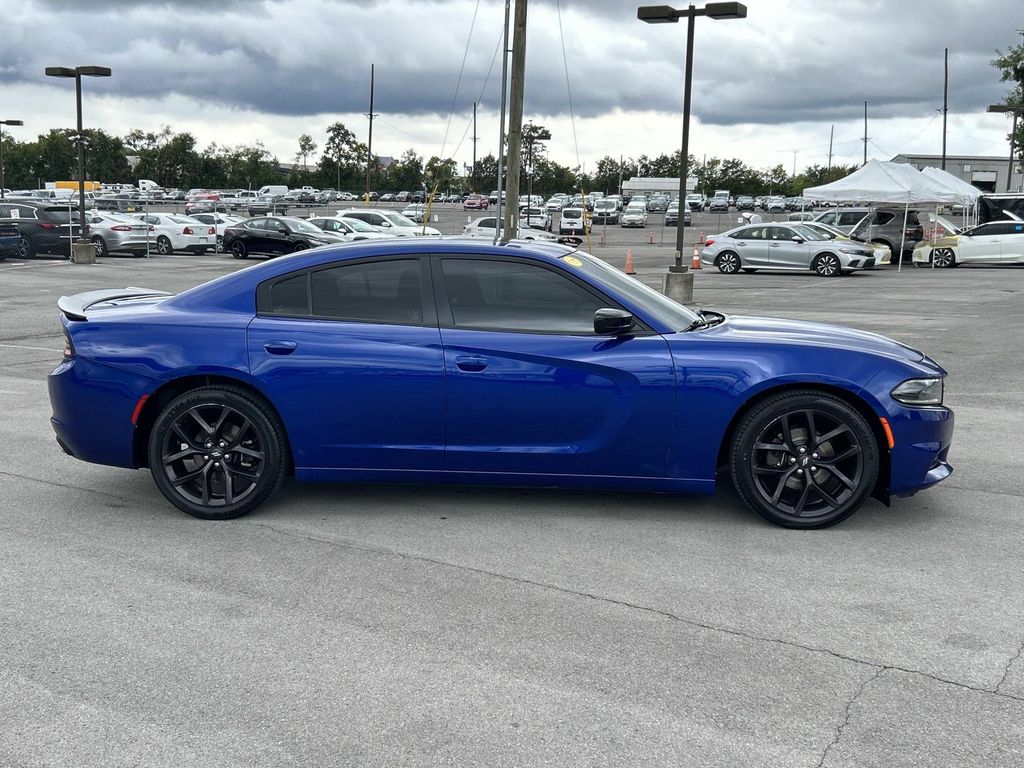2021 Dodge Charger SXT photo 2