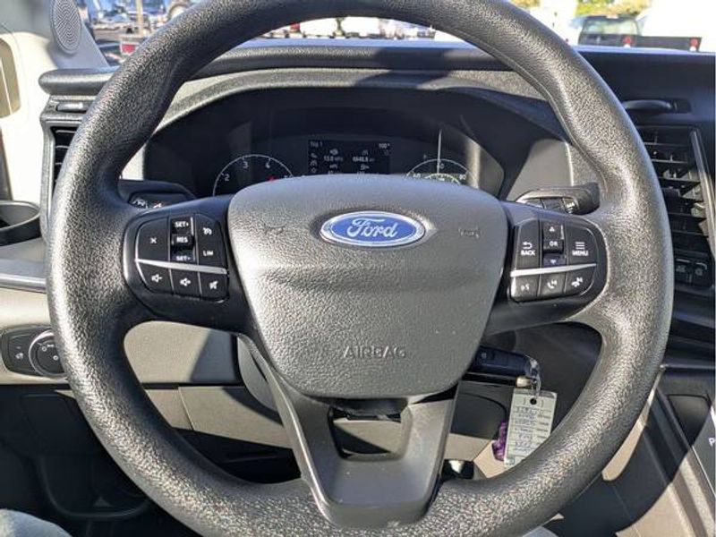 2023 Ford Transit XLT photo 6