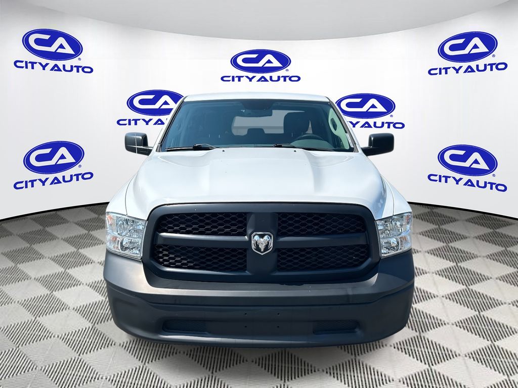 2019 Ram 1500 Classic Tradesman photo 3