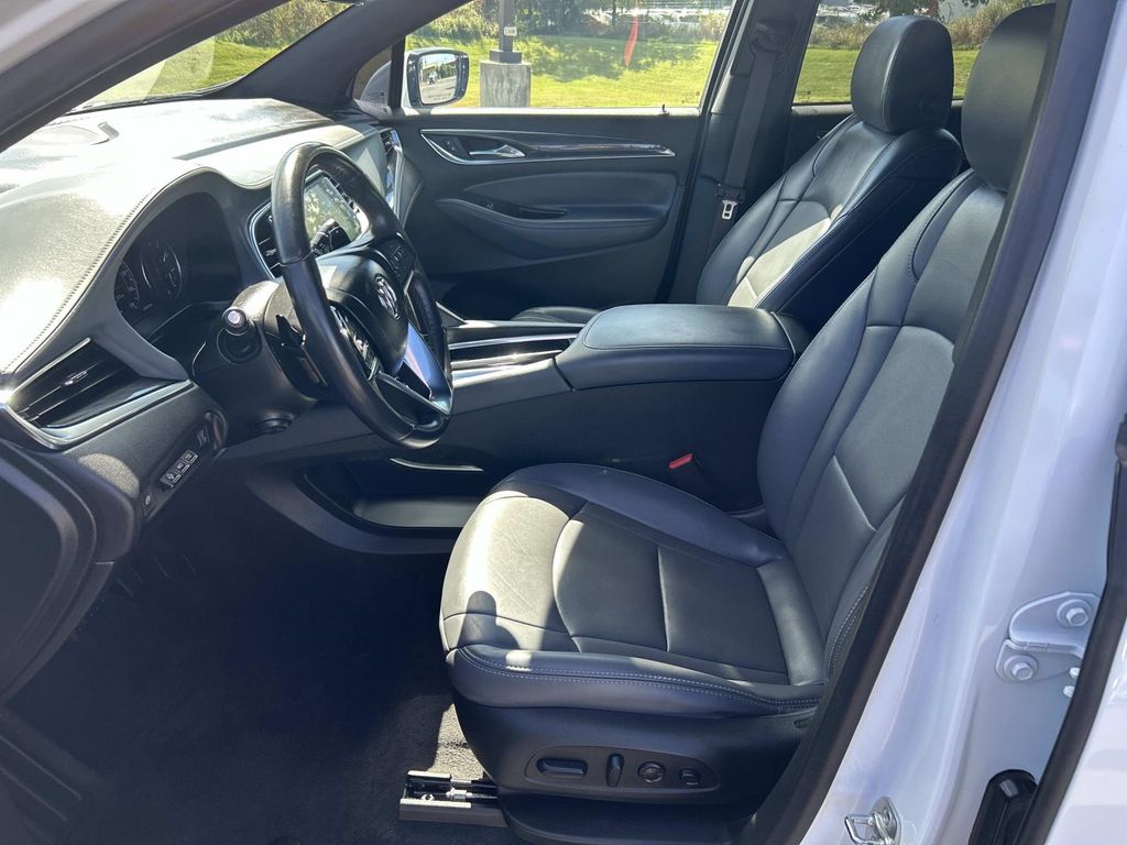 2024 Buick Enclave Premium photo 21