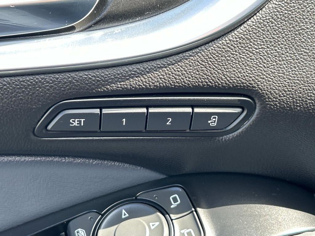 2024 Buick Enclave Premium photo 22
