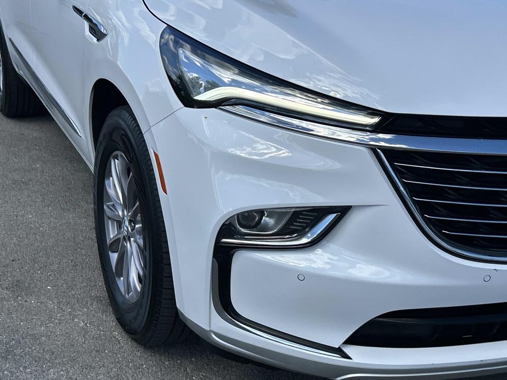 2024 Buick Enclave Premium photo 9