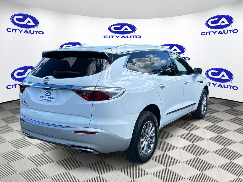 2024 Buick Enclave Premium photo 3